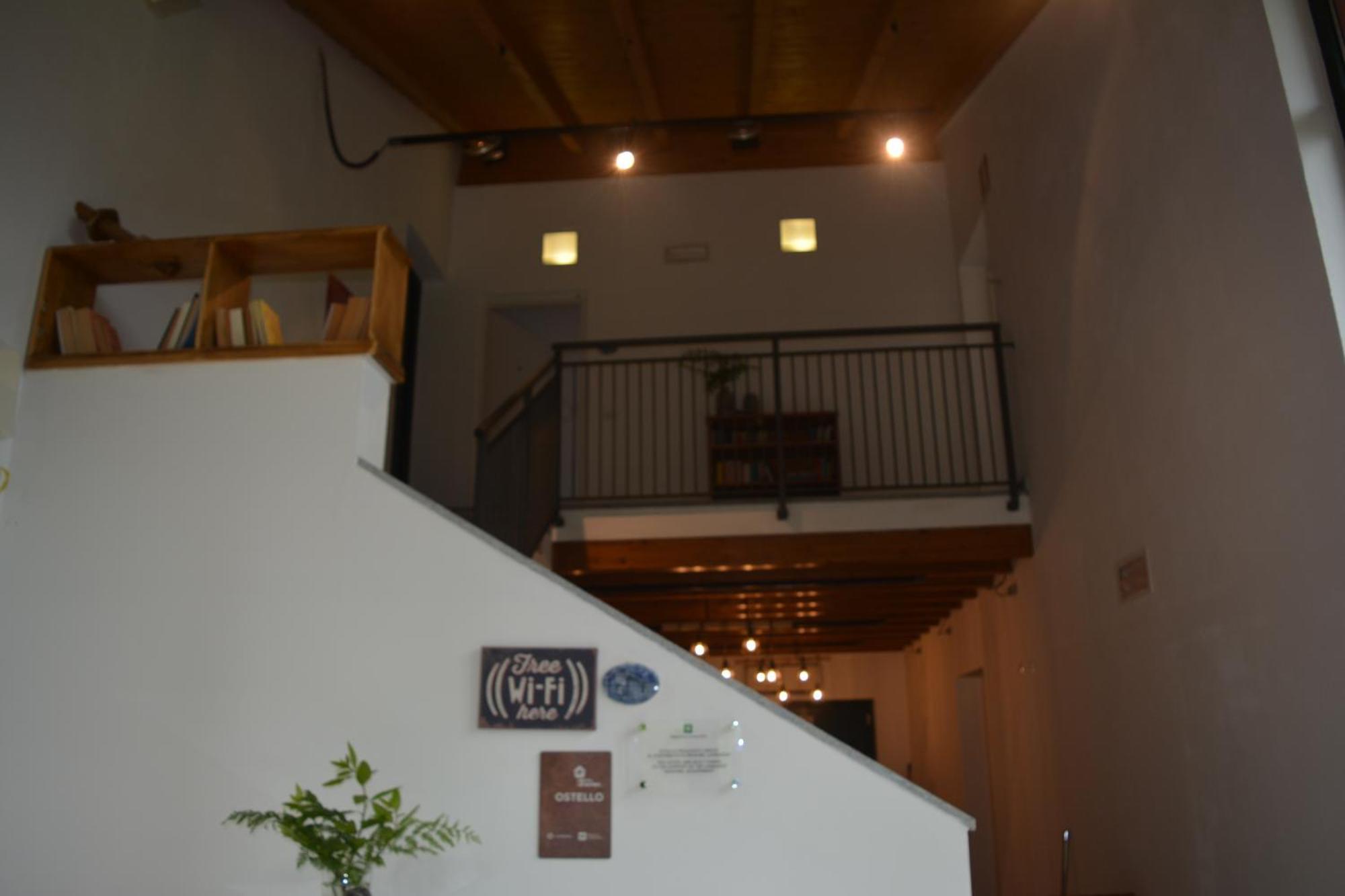 Ostello Casa Rossa لافينو-مومبيلو المظهر الخارجي الصورة