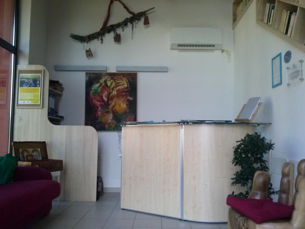 Ostello Casa Rossa لافينو-مومبيلو المظهر الخارجي الصورة